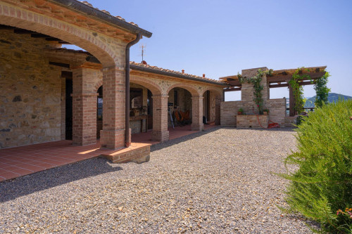 Casale in vendita a Volterra