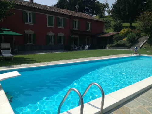 Villa in Vendita a Asti