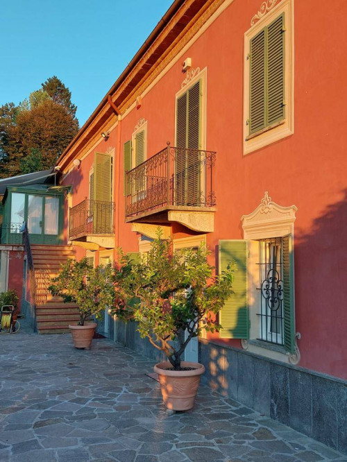 Villa in Vendita a Asti