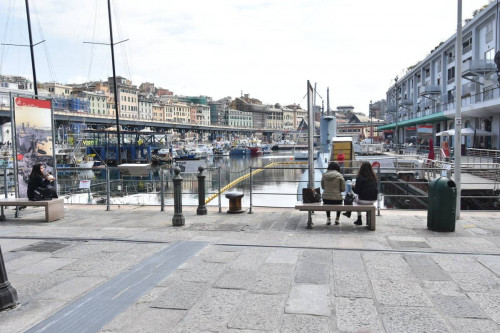 Appartamento in Vendita a Genova