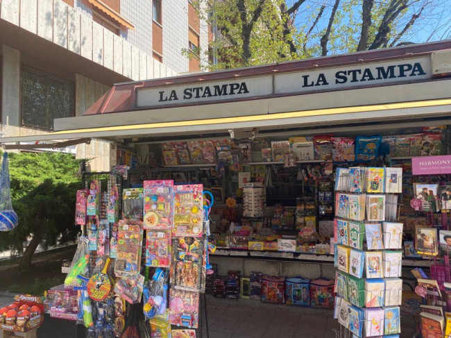 Locale commerciale in Vendita a Grugliasco