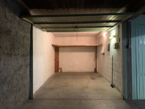 Box o garage in vendita a Torino