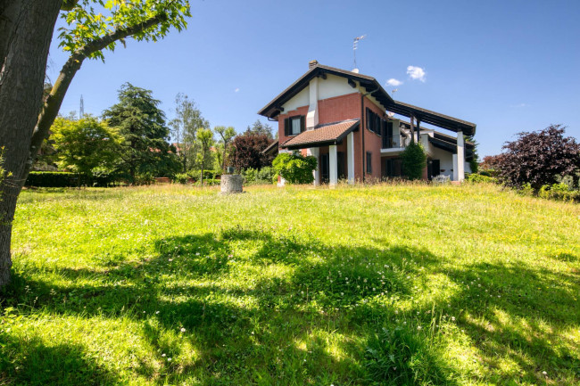 Villa Bifamiliare in vendita a Pino Torinese