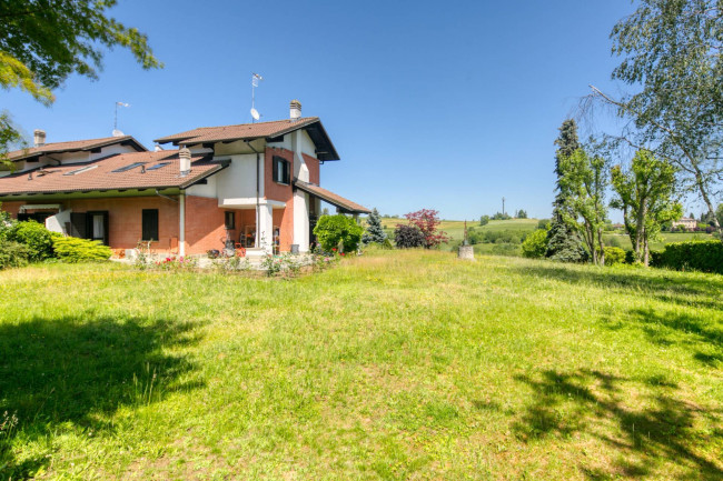 Villa Bifamiliare in vendita a Pino Torinese