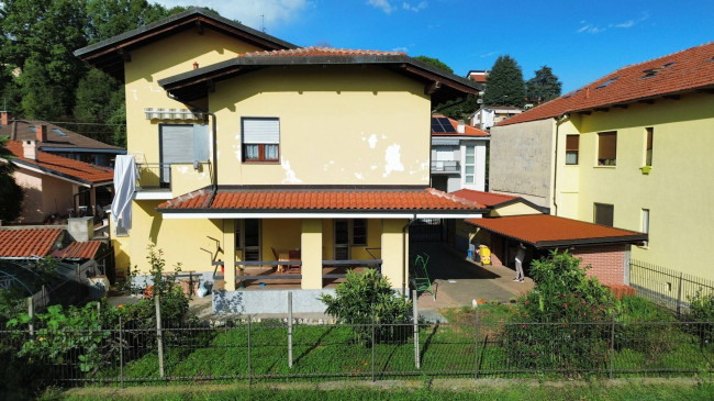 Villa Bifamiliare in vendita
