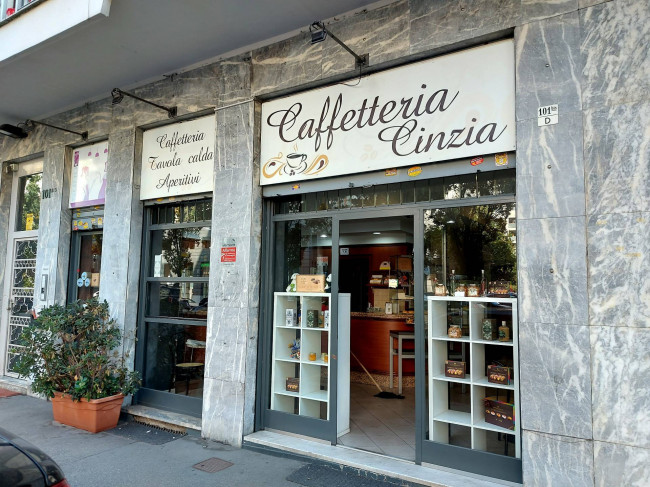 Attività Commerciale - Bar Tavola Calda - Fredda in Vendita a Torino