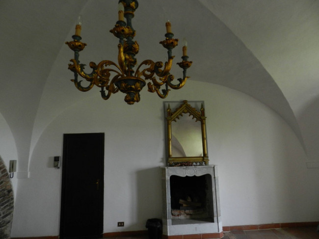 Castello in Vendita a Montiglio Monferrato