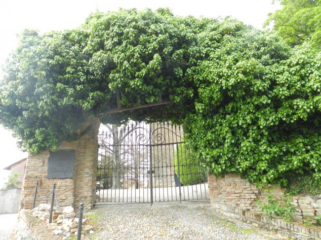 Castello in Vendita a Montiglio Monferrato