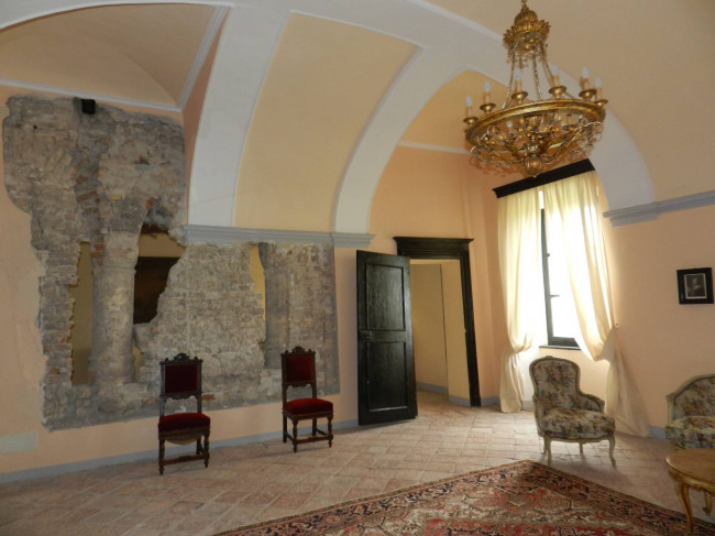 Castello in Vendita a Montiglio Monferrato