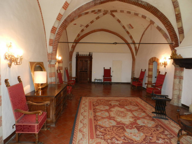 Castello in Vendita a Montiglio Monferrato