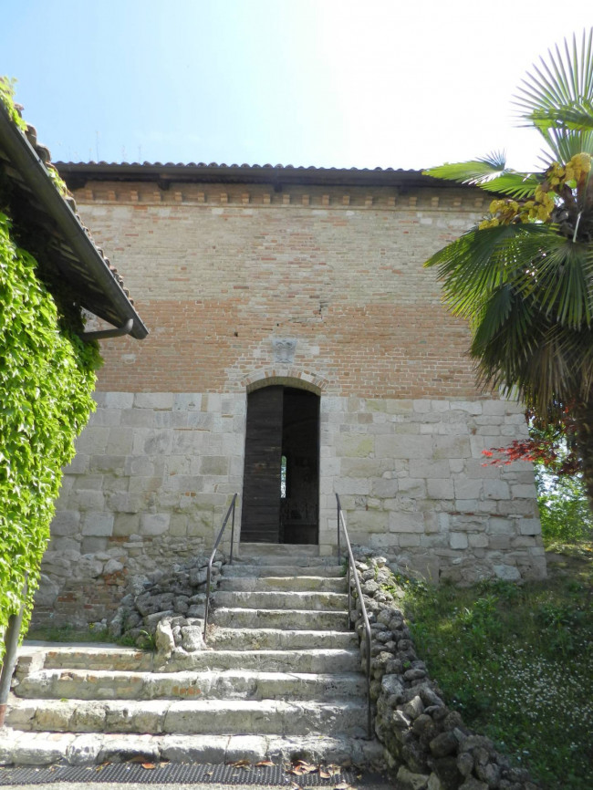 Castello in Vendita a Montiglio Monferrato