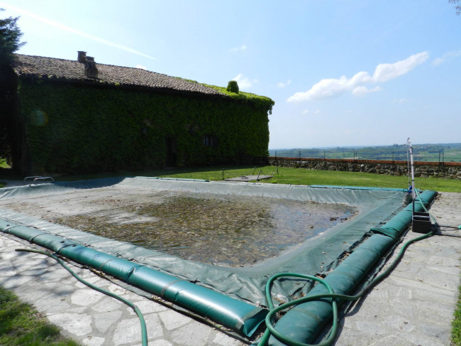 Castello in Vendita a Montiglio Monferrato