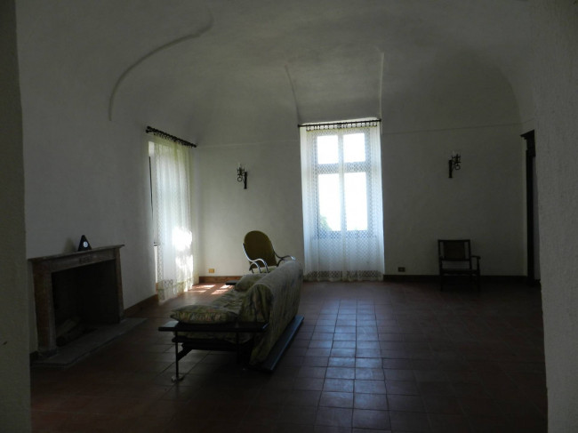 Castello in Vendita a Montiglio Monferrato