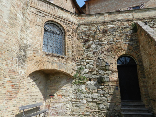 Castello in Vendita a Montiglio Monferrato