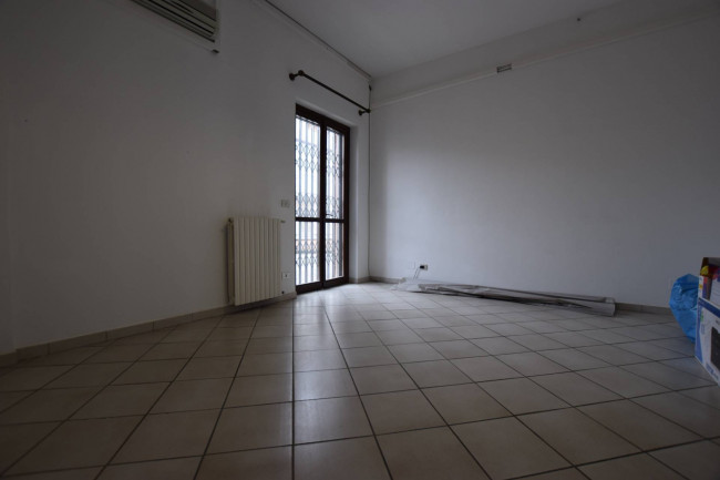 Negozio in vendita a Trofarello