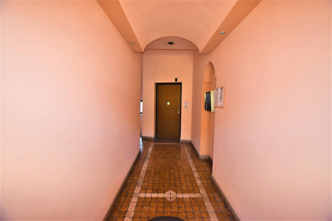Negozio in vendita a Trofarello