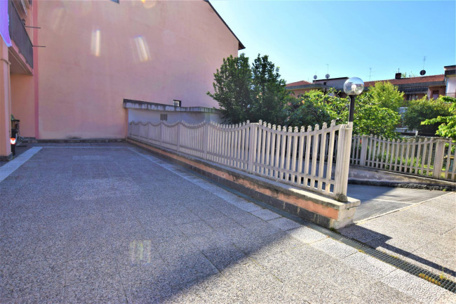 Negozio in vendita a Trofarello