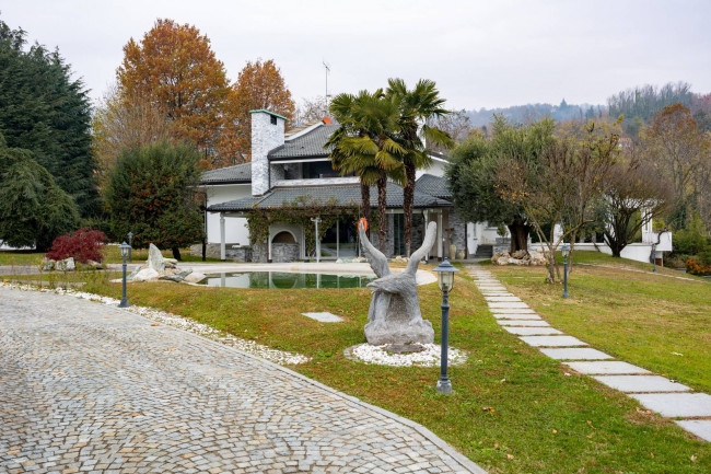 Villa in Vendita a Moncalieri