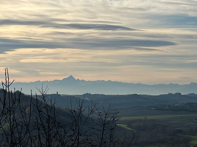 Casa indipendente in Vendita a Vignale Monferrato