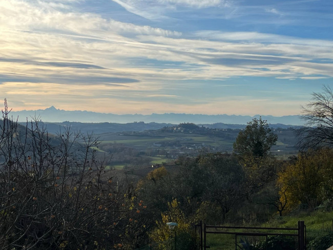 Casa indipendente in Vendita a Vignale Monferrato