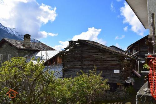 Casale in Vendita a Ayas