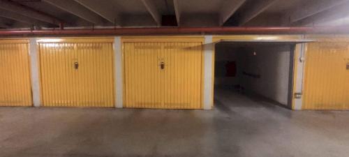 Box o garage in Vendita a Cuneo