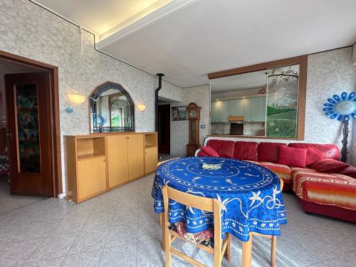 Casa indipendente in vendita