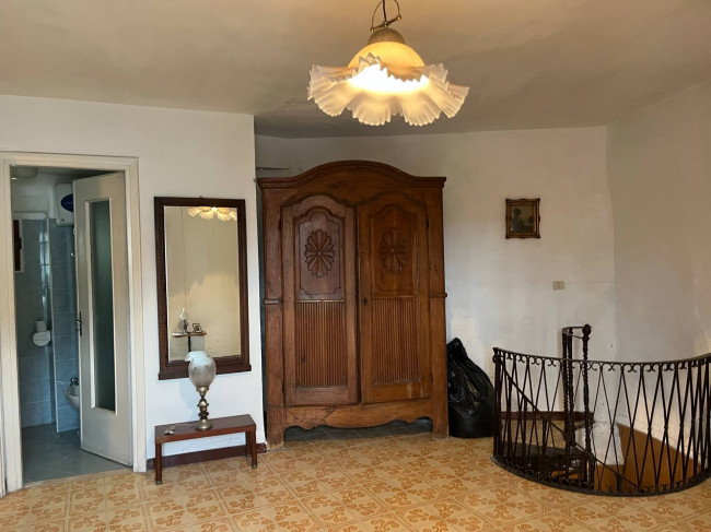 Casa indipendente in Vendita a Rocca d'Arazzo