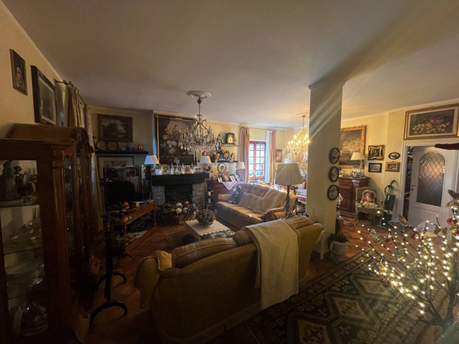 Villa in Vendita a Cassinelle