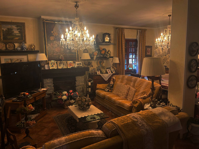 Villa in Vendita a Cassinelle