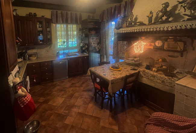 Villa in Vendita a Cassinelle