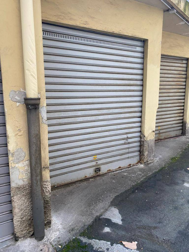 Box o garage in vendita a Torino
