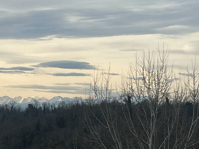Cascina in Vendita a Viale