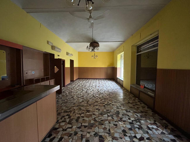 Locale commerciale in Affitto a Torino