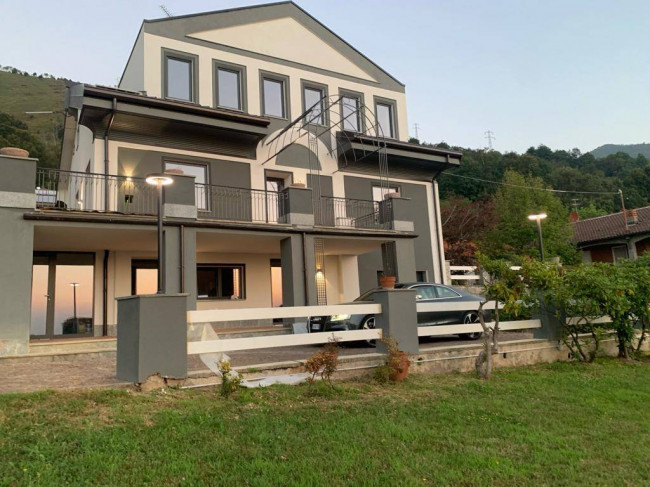 Villa in vendita a Vallo Torinese