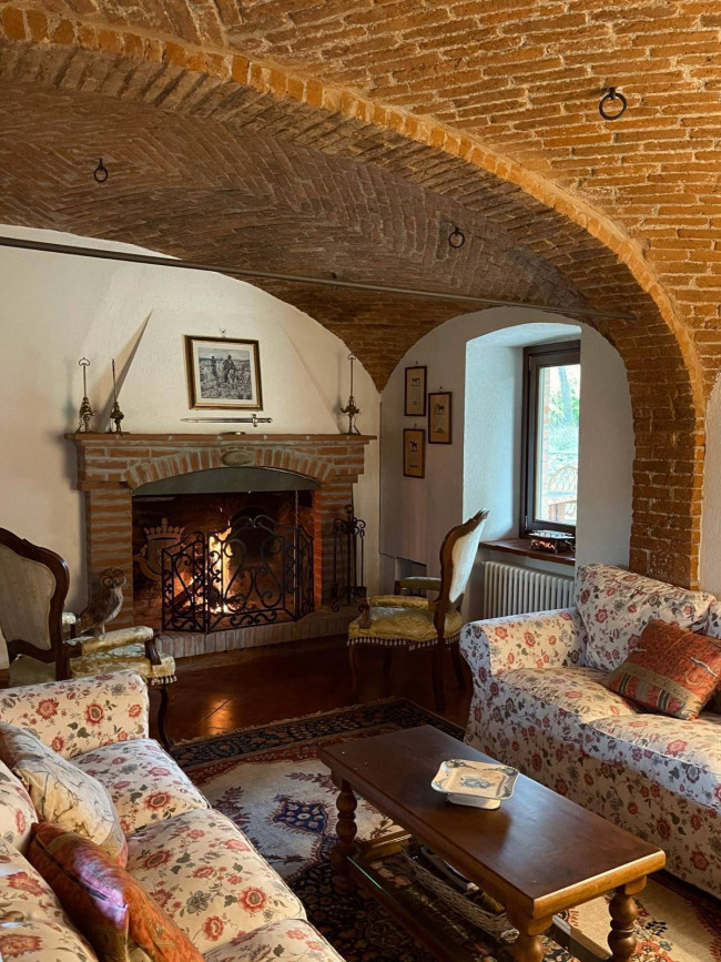 Rustico in Vendita a Silvano d'Orba