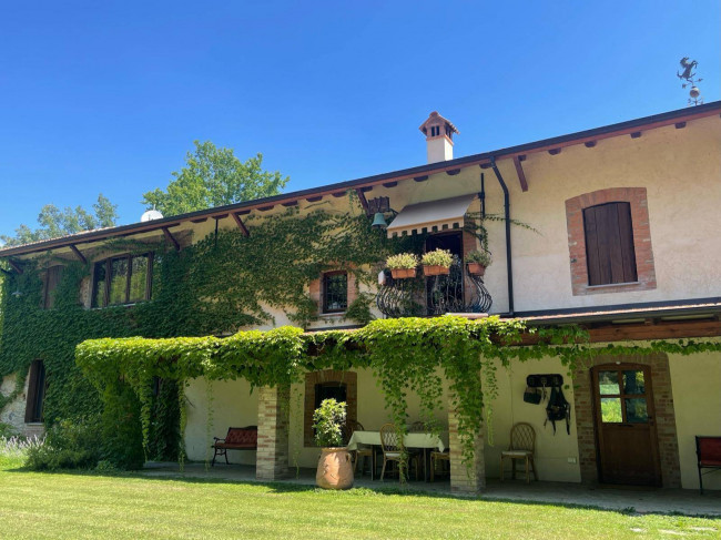 Rustico in Vendita a Silvano d'Orba