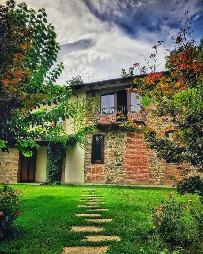 Rustico in Vendita a Silvano d'Orba