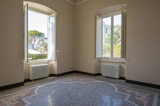 Appartamento in Affitto a Zoagli