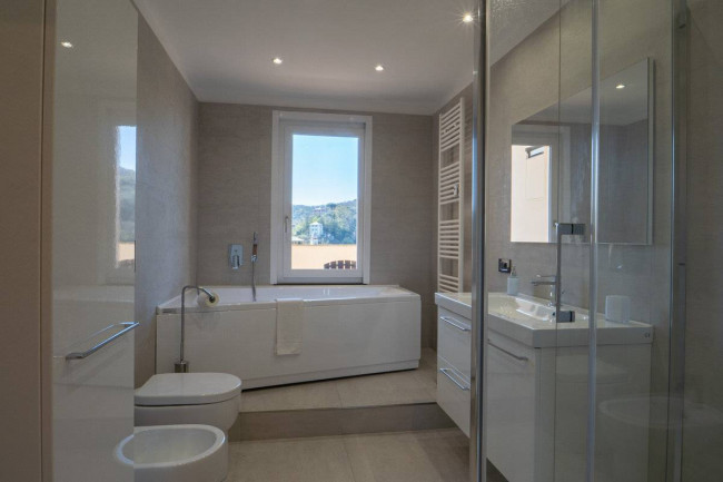 Attico in Vendita a Camogli