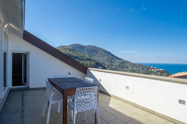 Attico in Vendita a Camogli