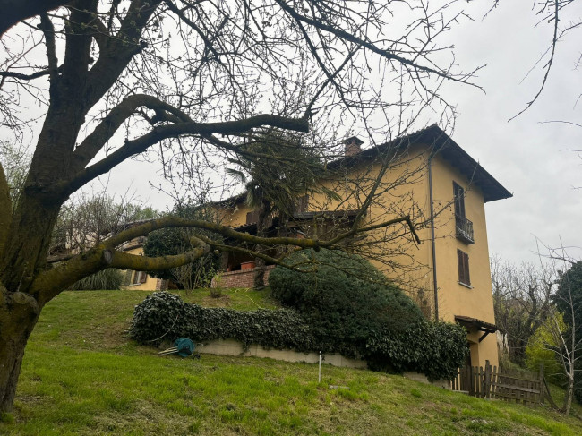 Casa indipendente in vendita a Madonna, Mongardino (AT)