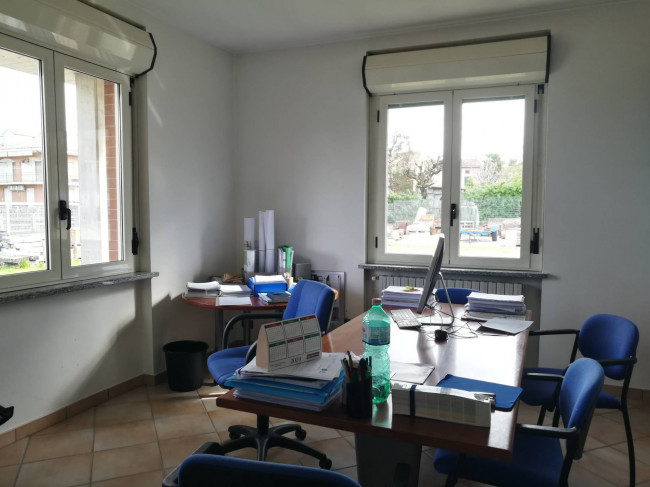 Capannone in Vendita a Grana