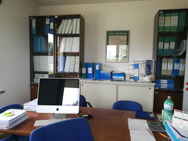 Capannone in Vendita a Grana