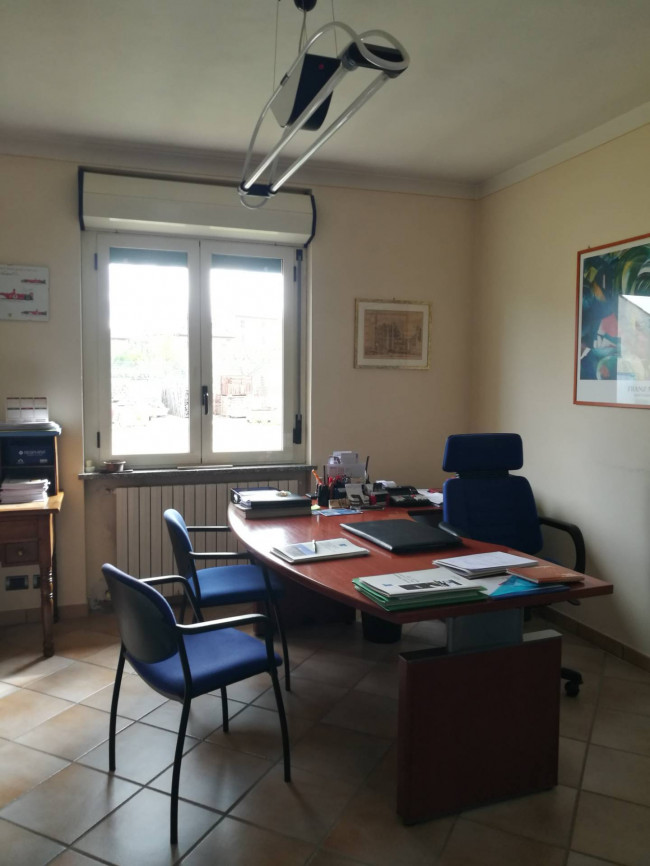 Capannone in Vendita a Grana