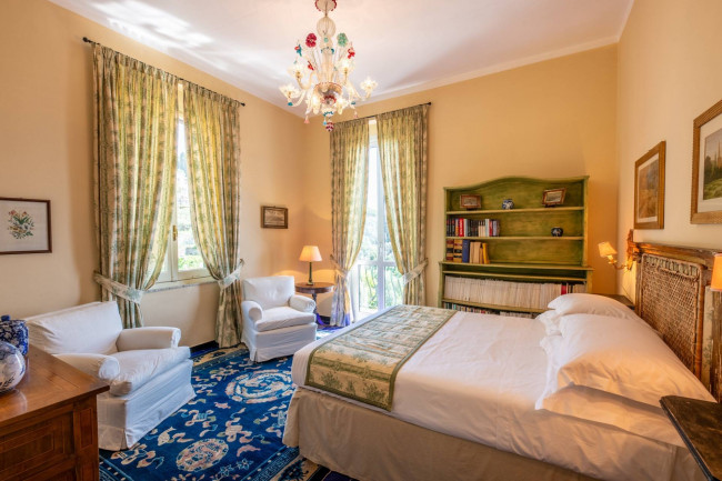 Villa in Vendita a Santa Margherita Ligure