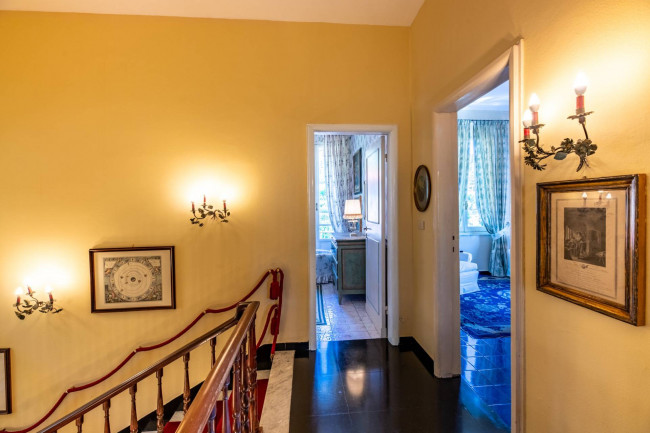Villa in Vendita a Santa Margherita Ligure