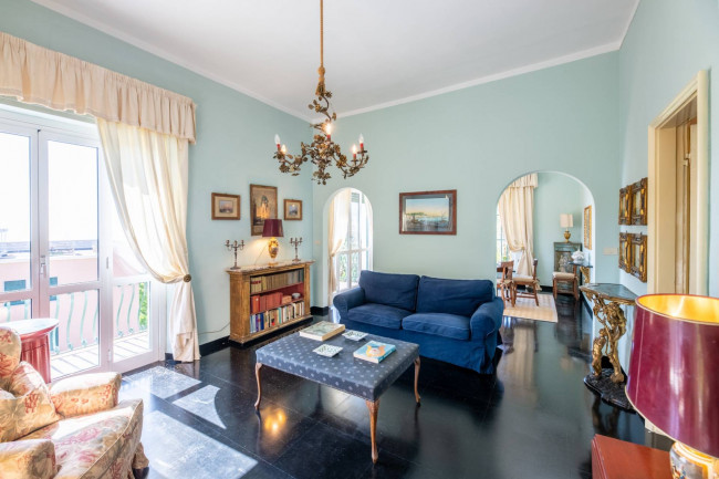 Villa in Vendita a Santa Margherita Ligure