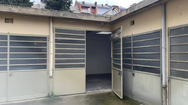 Box o garage in Affitto a Torino