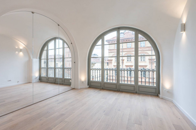 Apartment for Sale to Torino